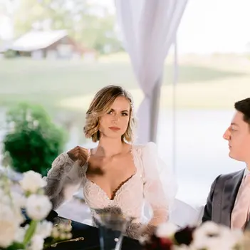 styled shoot at the oaks at salem