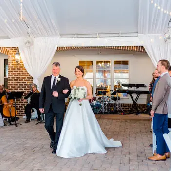 winter weddings at the oaks at salem
