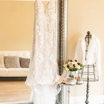 winter weddings at the oaks at salem