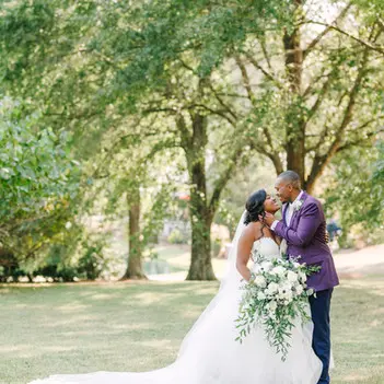 summer weddings at the oaks at salem
