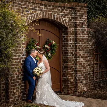 winter weddings at the oaks at salem