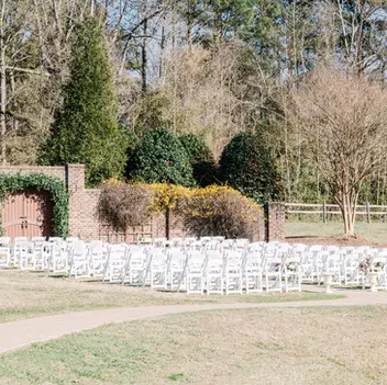winter weddings at the oaks at salem