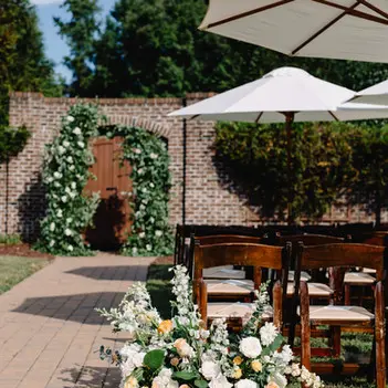 summer weddings at the oaks at salem