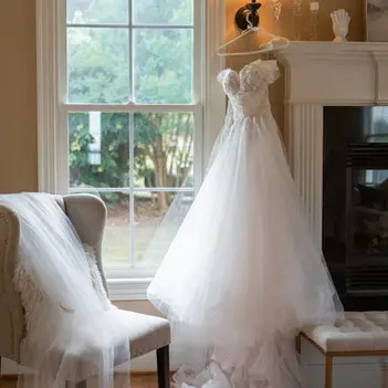 summer weddings at the oaks at salem
