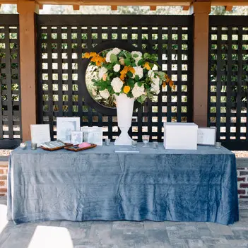 summer weddings at the oaks at salem