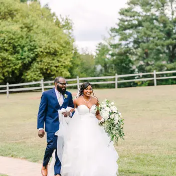 summer weddings at the oaks at salem
