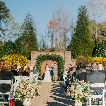 winter weddings at the oaks at salem