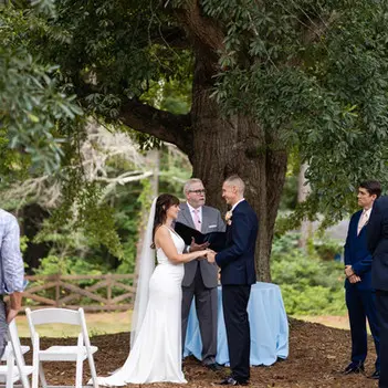 summer weddings at the oaks at salem